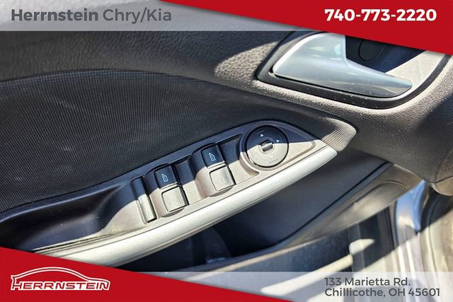 Used 2014 Ford Focus SE w/ Equipment Group 201A FWD image 16