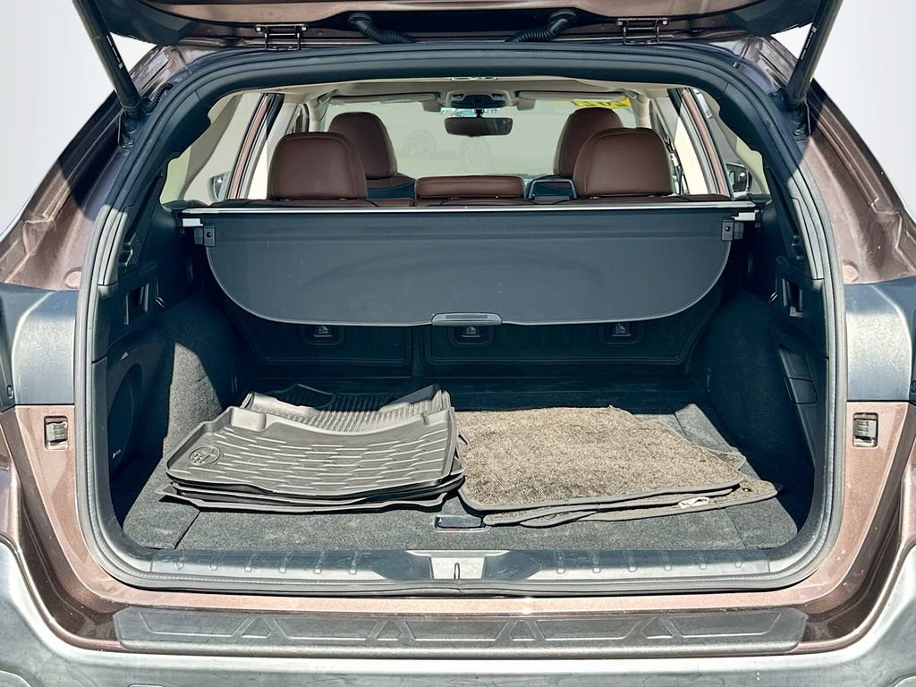 Used 2021 Subaru Outback Touring w/ Popular Package #2 image 28