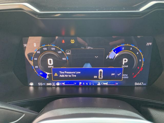 Used 2024 Chevrolet Colorado LT w/ LT Convenience Package II image 19