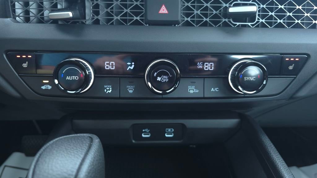 Certified 2025 Honda Accord SE image 33