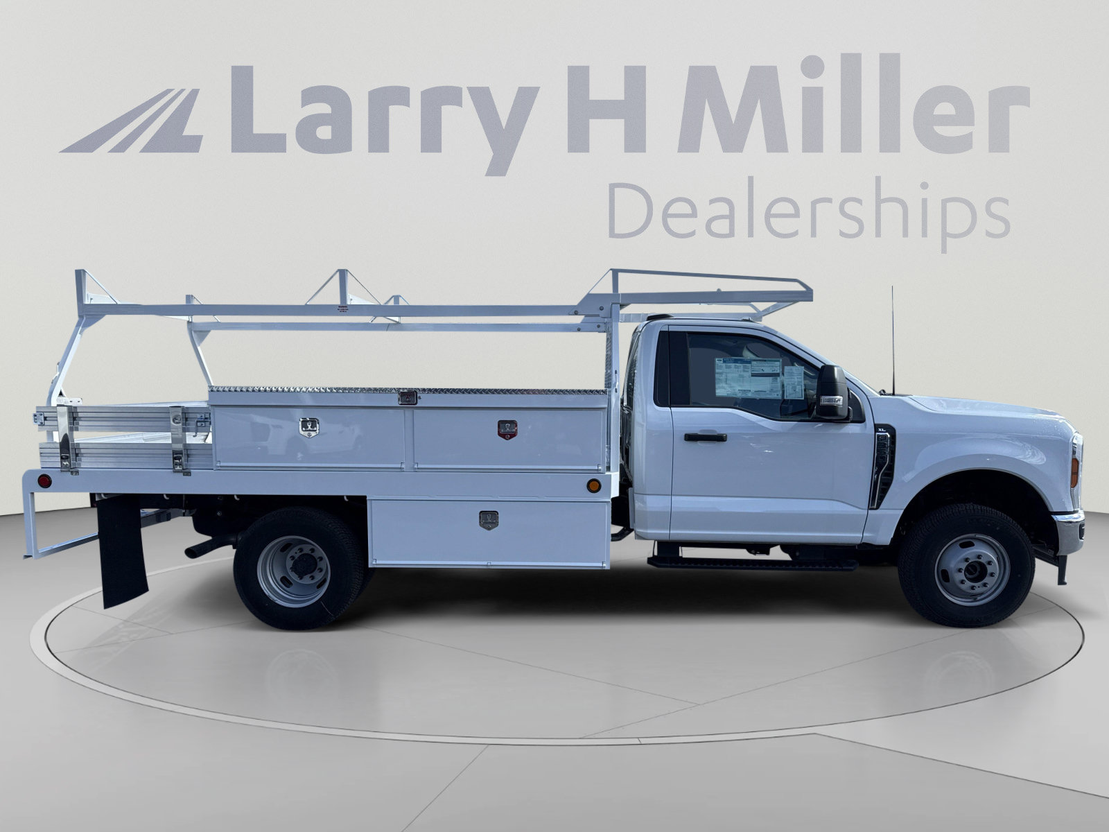 New 2025 Ford F350 XL w/ XL Chrome Package AWD/4WD image 6