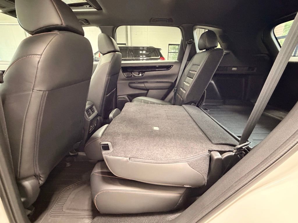 Used 2024 Honda CR-V Sport Touring image 17