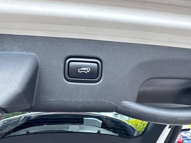 Used 2025 Kia Sportage SX FWD image 22