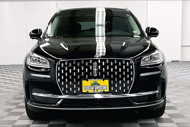 Used 2023 Lincoln Corsair Reserve w/ Equipment Group 201A AWD/4WD image 4