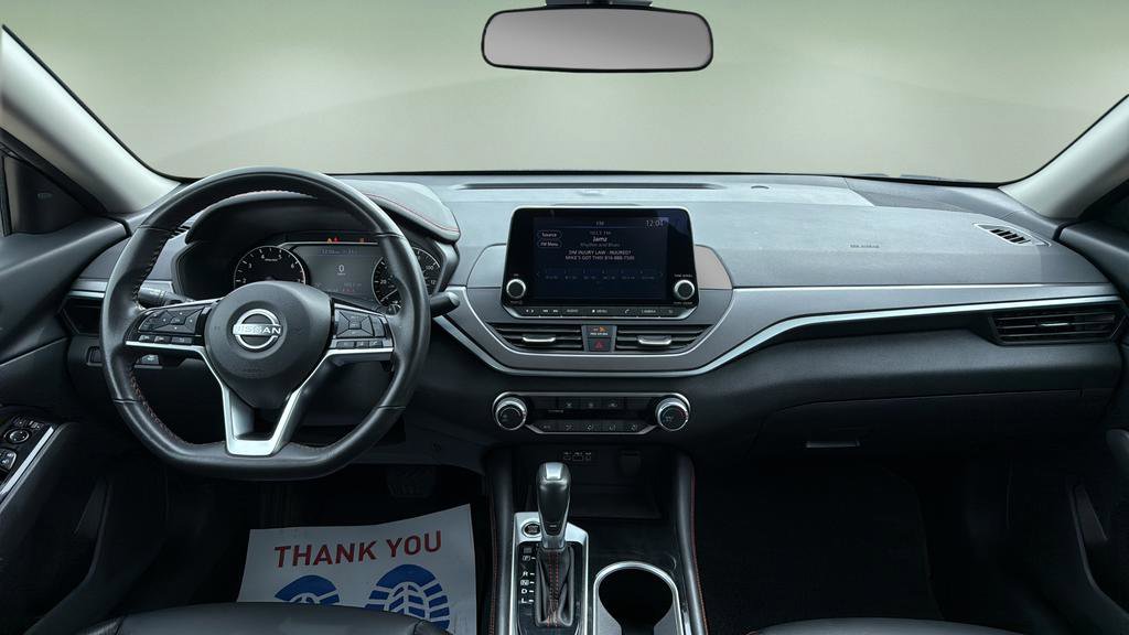 Certified 2025 Nissan Altima 2.5 SR image 7