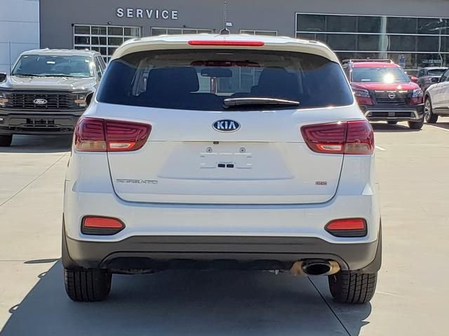 Used 2019 Kia Sorento LX image 7