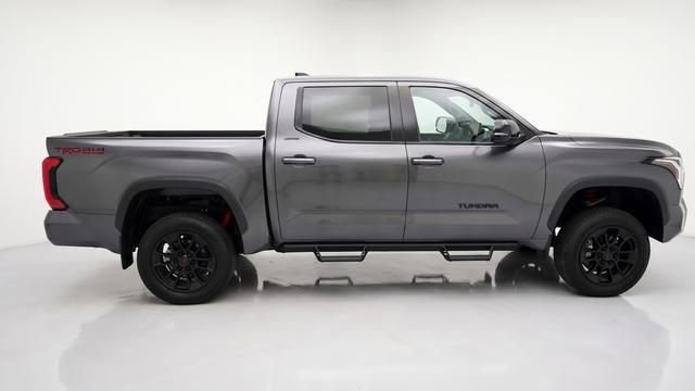 Used 2025 Toyota Tundra Limited w/ TRD Off-Road Package AWD/4WD image 8