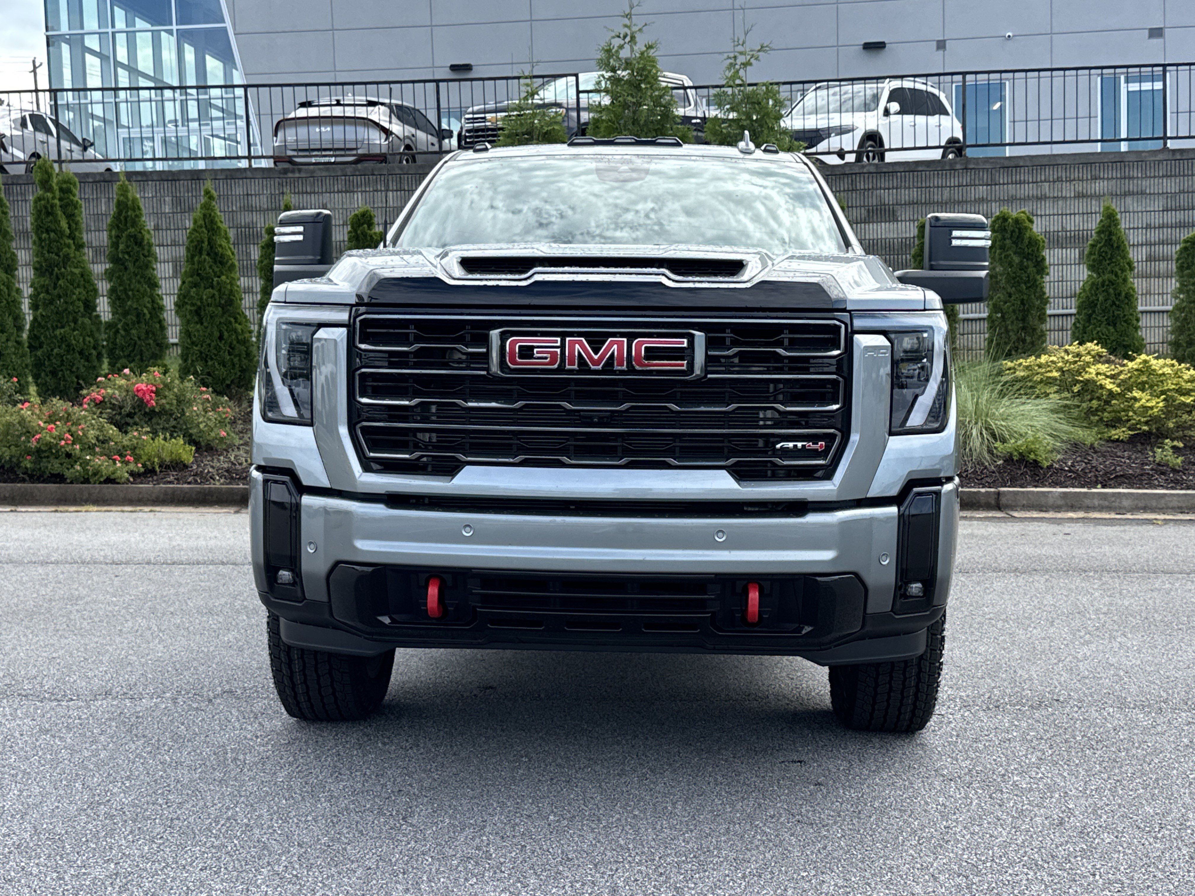 Used 2024 GMC Sierra 2500 AT4 w/ AT4 Premium Plus Package AWD/4WD image 3