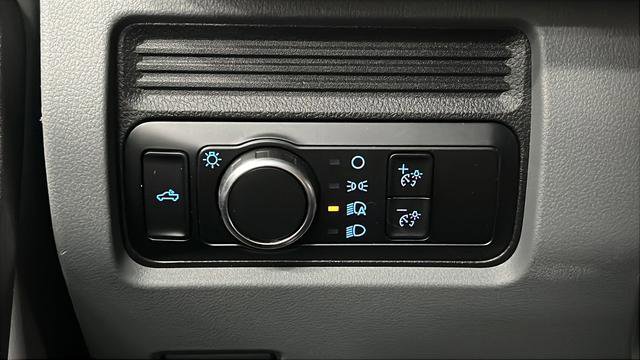Used 2023 Ford F250 XL image 31
