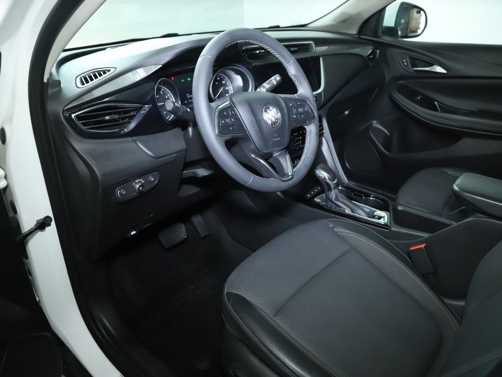 Used 2023 Buick Encore GX Select w/ Safety Package II AWD/4WD image 18