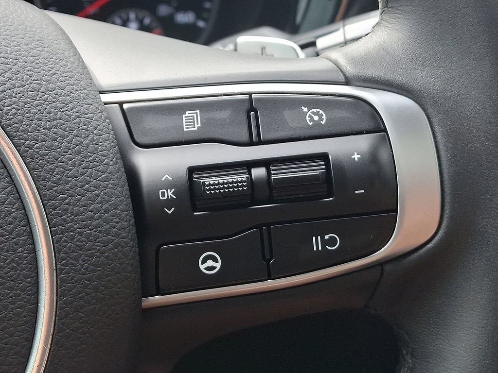 Used 2023 Kia K5 GT FWD image 23