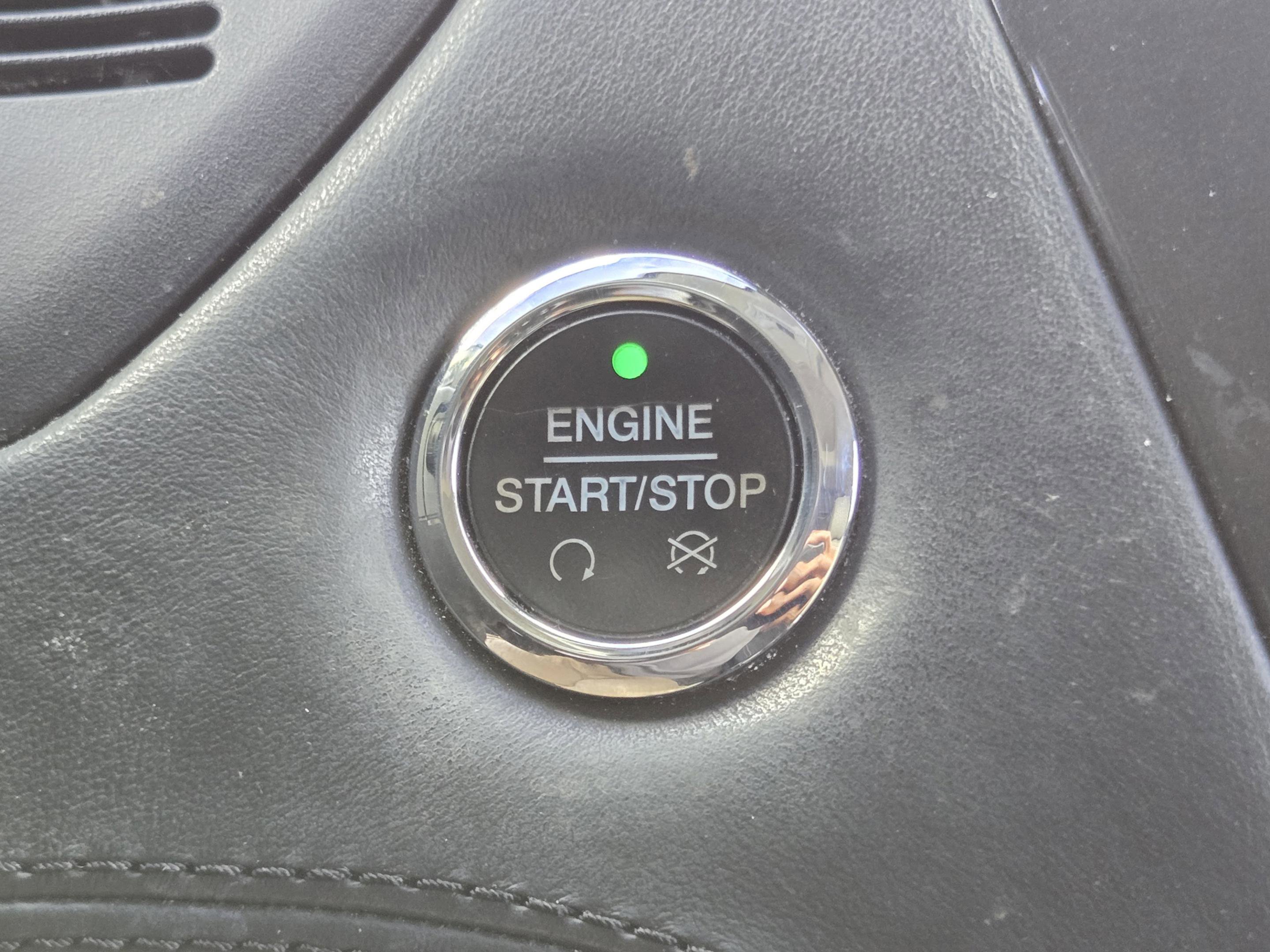 Used 2017 Ford Explorer Platinum AWD/4WD image 17