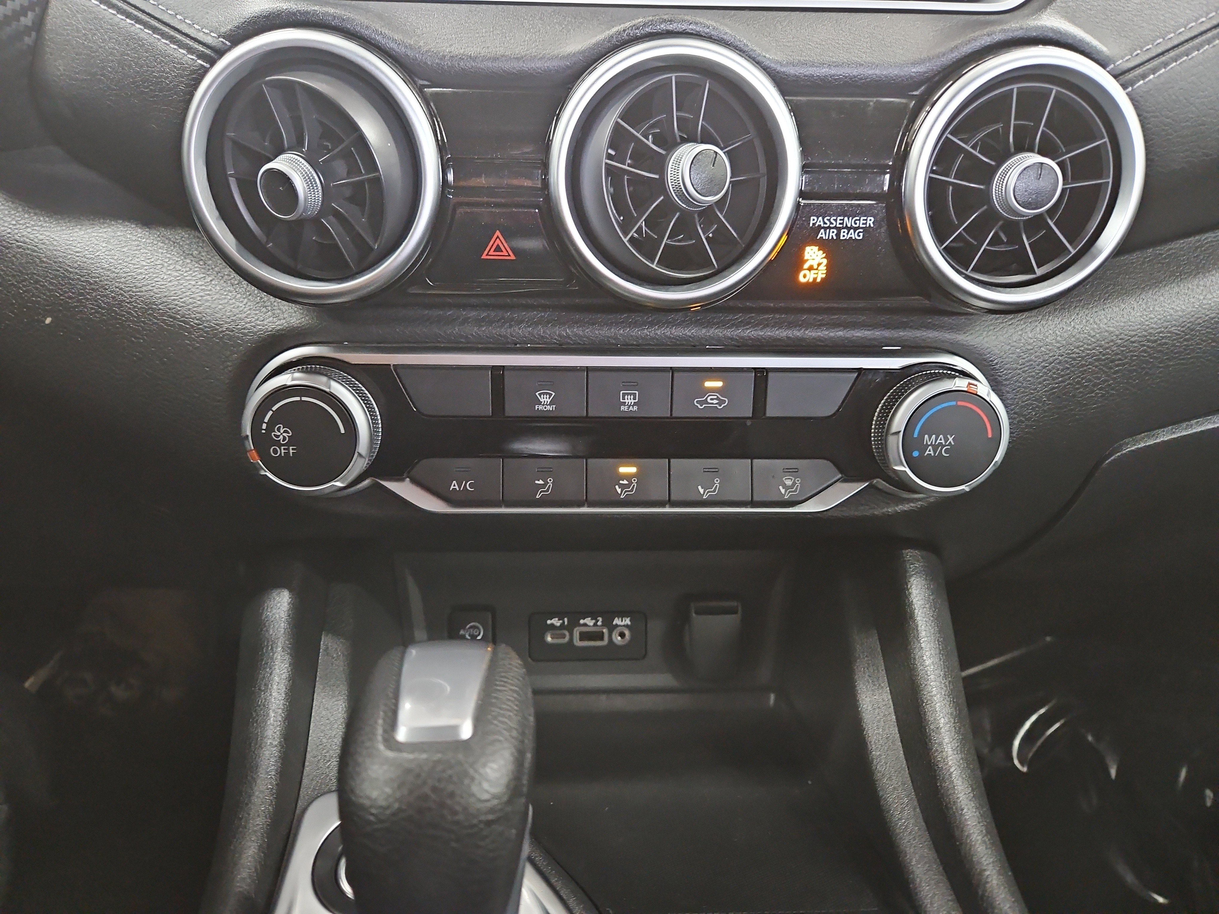 Used 2024 Nissan Sentra SV image 18