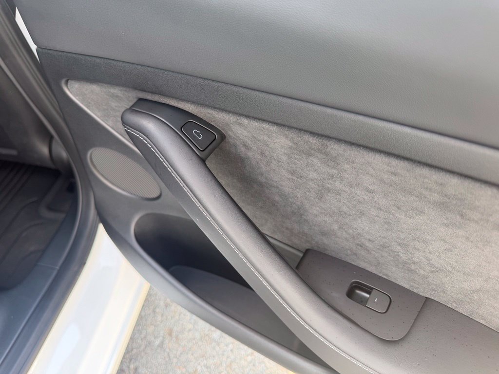 Used 2023 Tesla Model 3 Standard Range RWD image 35