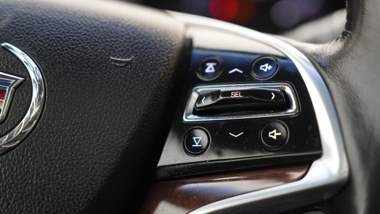 Used 2015 Cadillac XTS Luxury FWD image 13