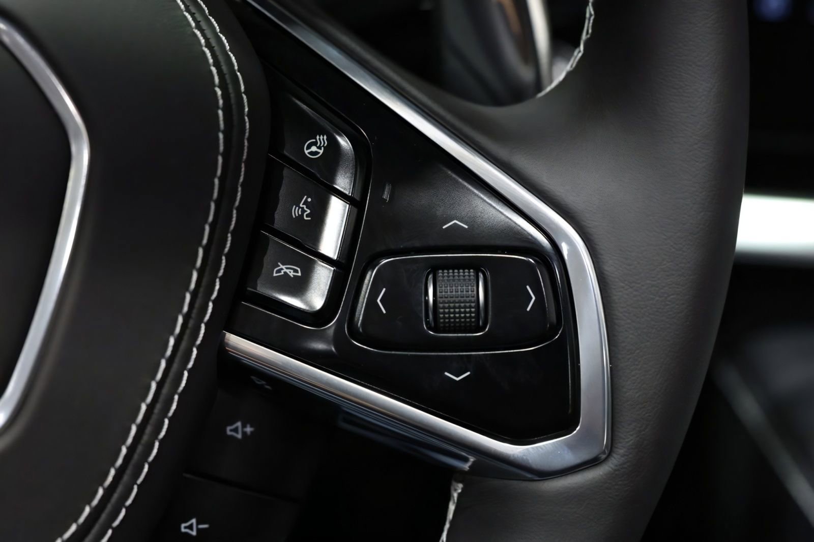 Used 2025 Chevrolet Corvette Z06 RWD image 31