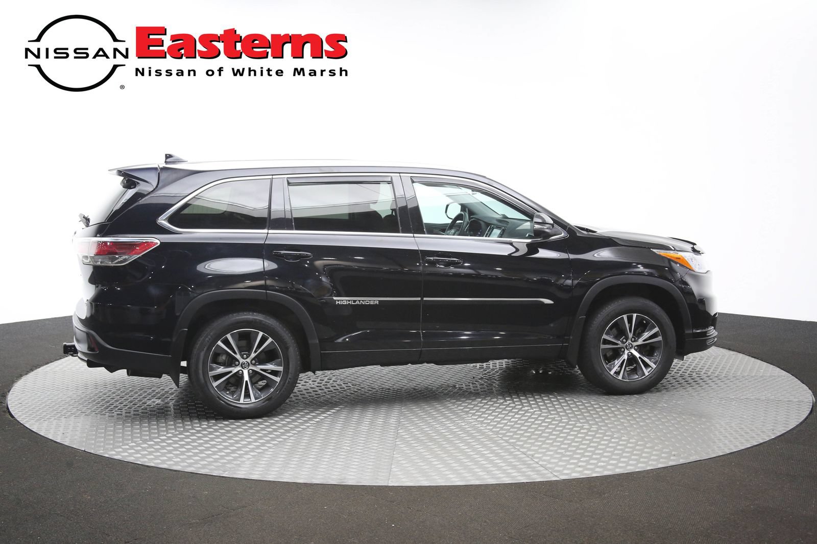 Used 2016 Toyota Highlander XLE AWD/4WD image 41