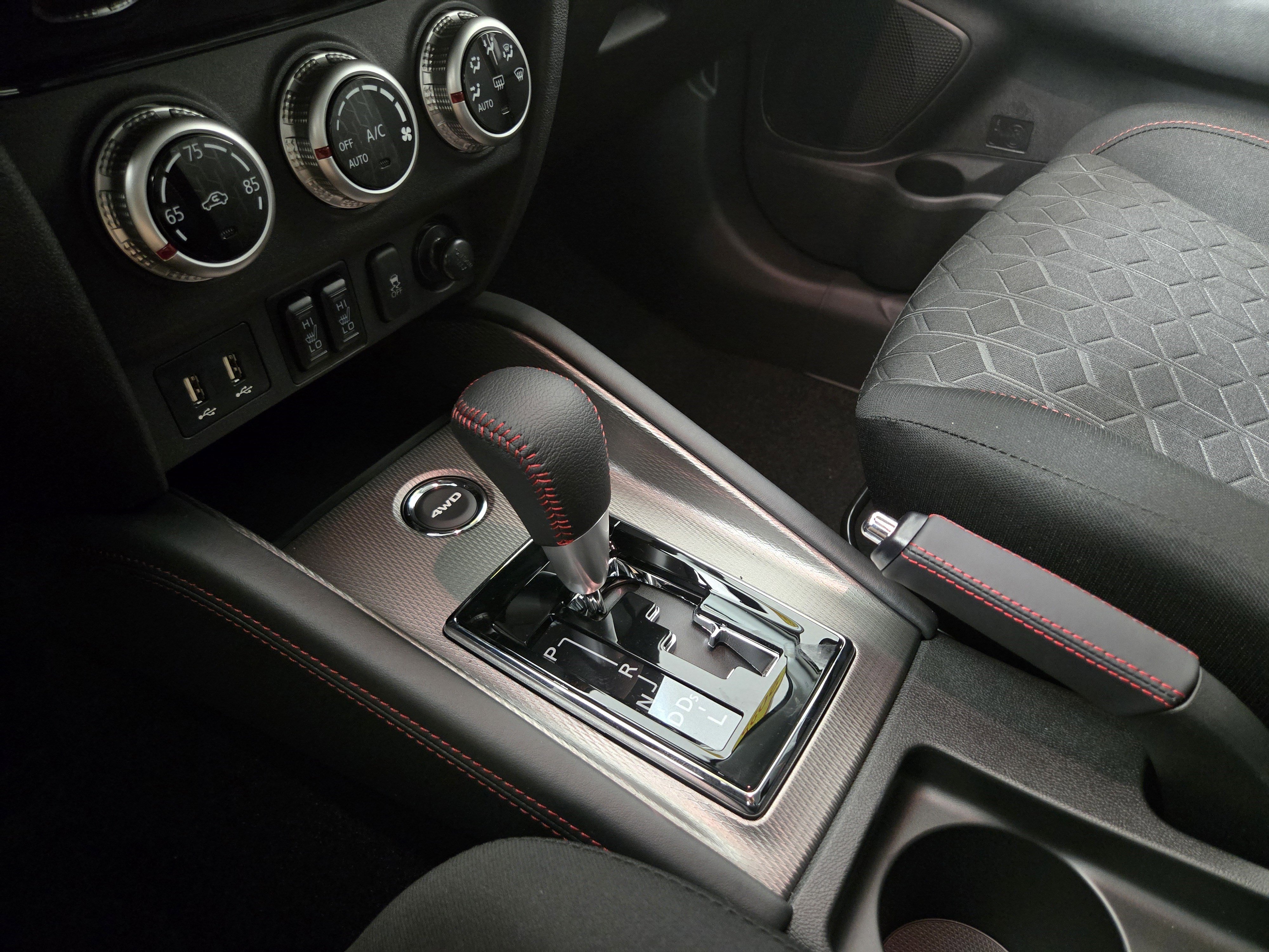 New 2025 Mitsubishi Outlander Sport LE image 21