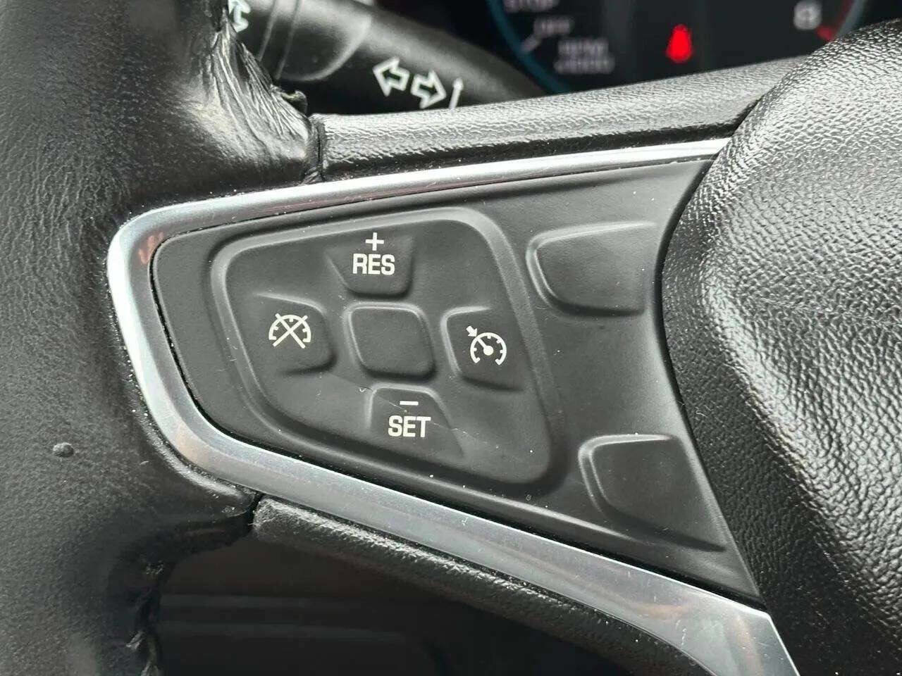 Used 2019 Chevrolet Malibu RS image 38