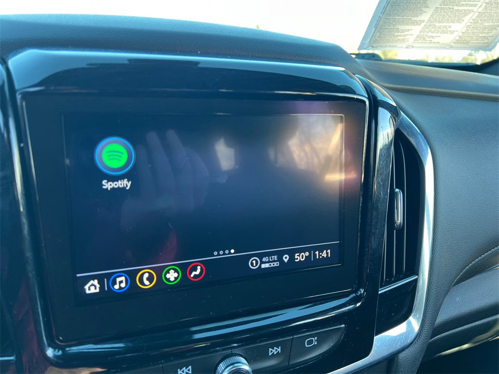 Used 2023 Chevrolet Traverse LT w/ Midnight/Sport Edition image 21