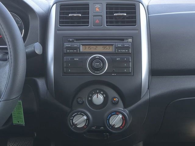 Used 2014 Nissan Versa SV image 15