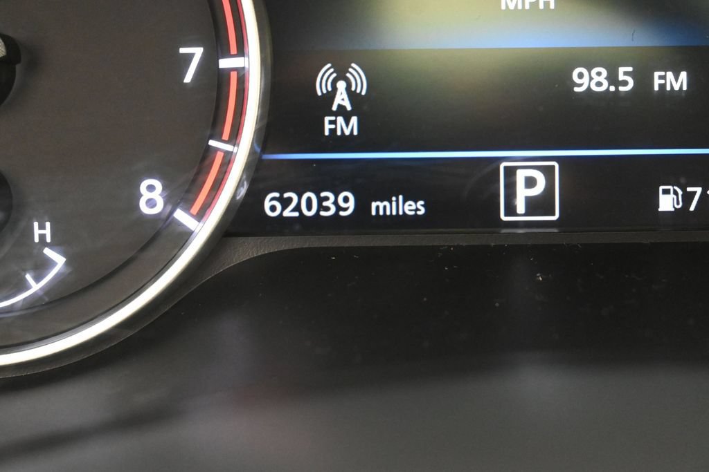 Used 2023 Nissan Sentra SV w/ SV Premium Package FWD image 26