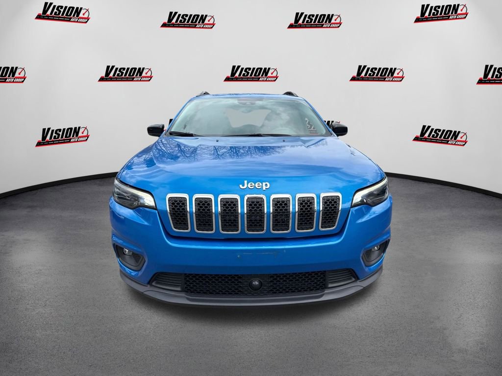 Used 2022 Jeep Cherokee Latitude Lux AWD/4WD image 2