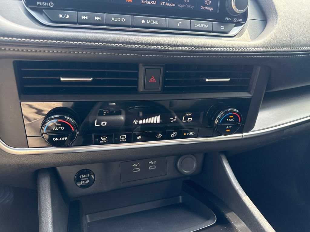 Certified 2025 Nissan Rogue SV FWD image 27