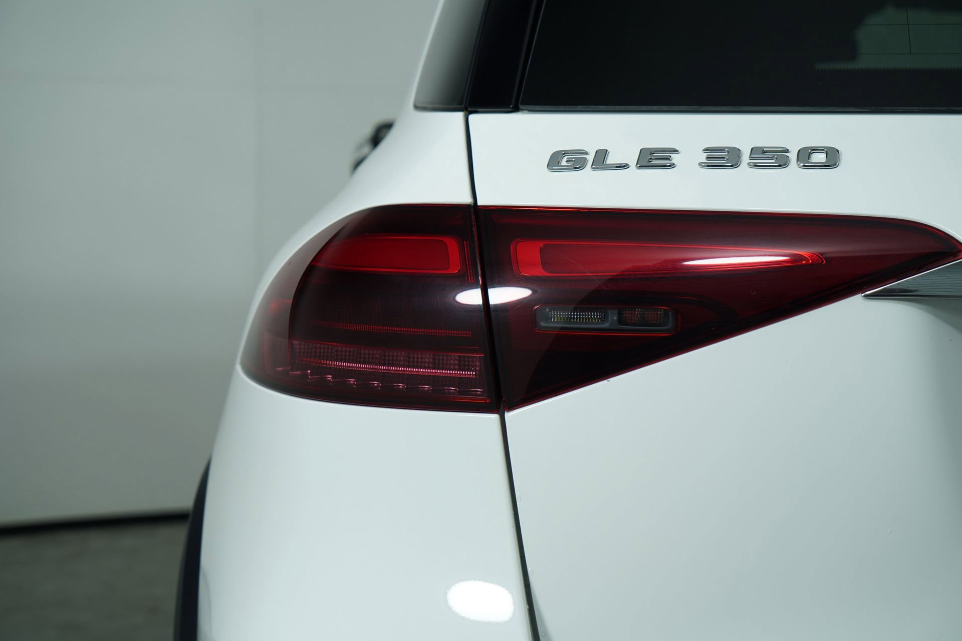 Used 2024 Mercedes-Benz GLE 350 4MATIC image 22