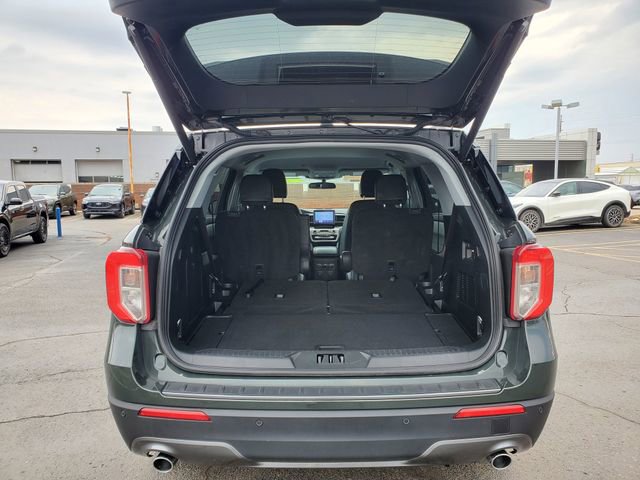 Used 2023 Ford Explorer XLT w/ Equipment Group 202A AWD/4WD image 29