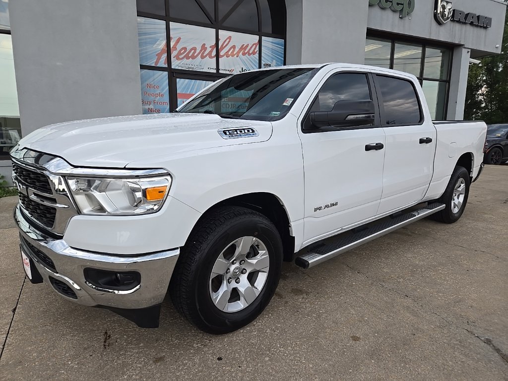 Used 2023 RAM 1500 Big Horn AWD/4WD image 2