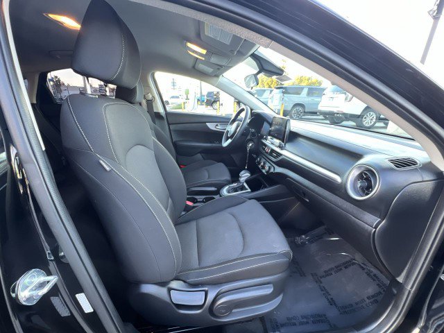Used 2024 Kia Forte LXS image 27