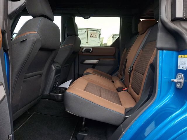 Used 2023 Ford Bronco Outer Banks AWD/4WD image 13