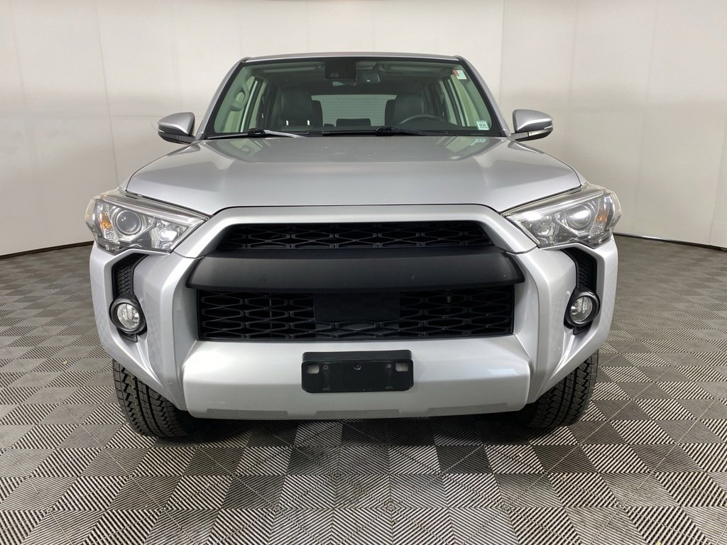 Used 2020 Toyota 4Runner SR5 Premium image 14