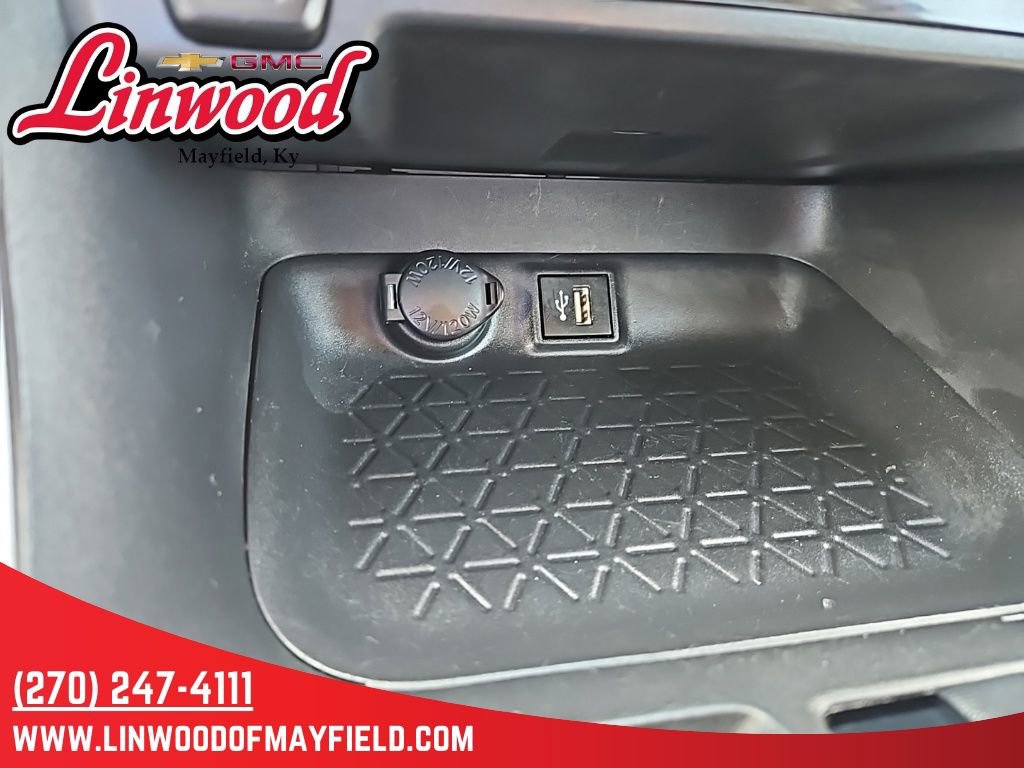 Used 2023 Toyota RAV4 XLE image 25