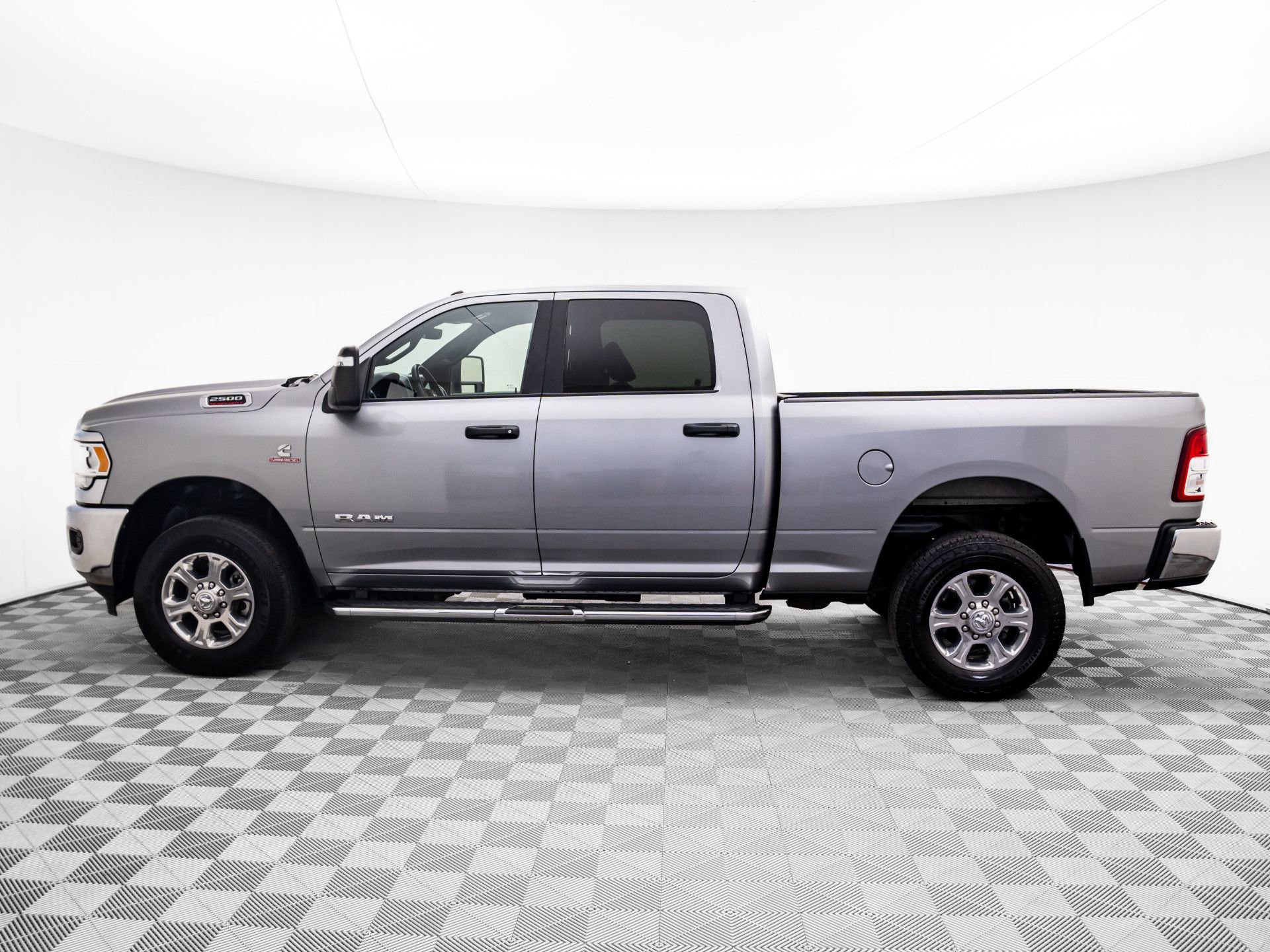 Used 2023 RAM 2500 Big Horn w/ Level 1 Equipment Group image 2