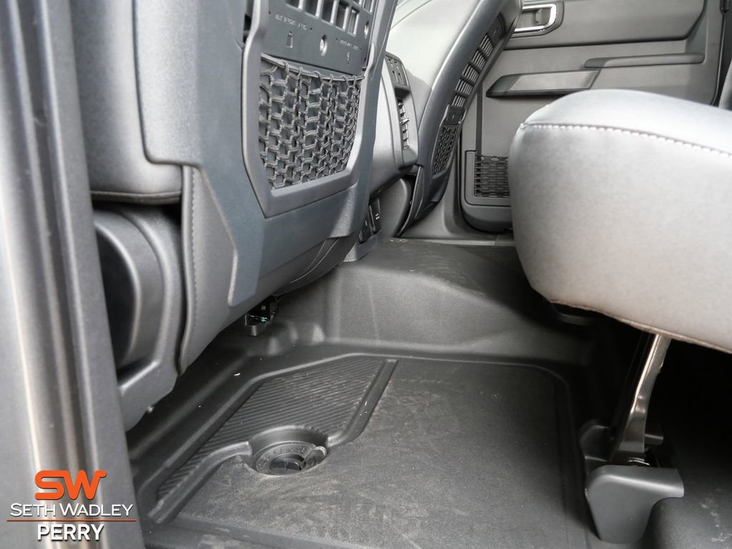 New 2025 Ford Bronco Big Bend w/ Black Diamond Package image 13