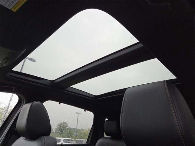 New 2025 MAZDA CX-70 Plug-In Hybrid w/ Premium Plus image 3