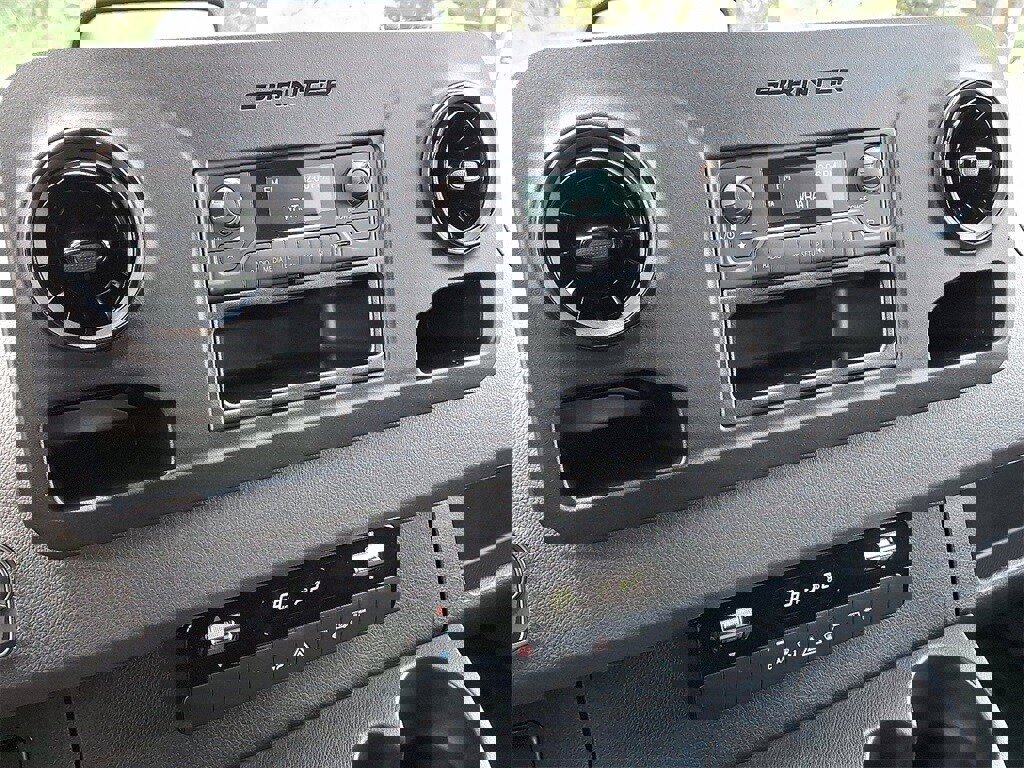 New 2025 Mercedes-Benz Sprinter 2500 image 12