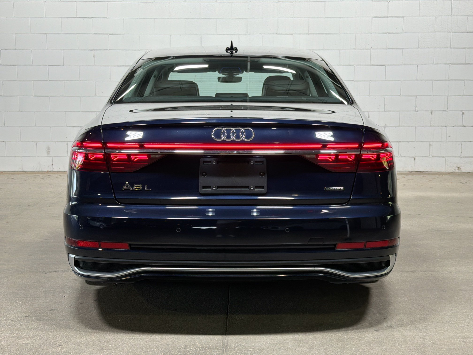 Used 2023 Audi A8 L 3.0T w/ Luxury Package AWD/4WD image 8