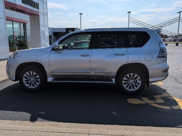 Used 2019 Lexus GX 460 image 5