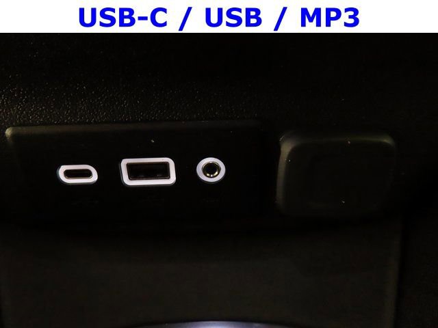 Used 2023 Chevrolet Malibu LT image 9