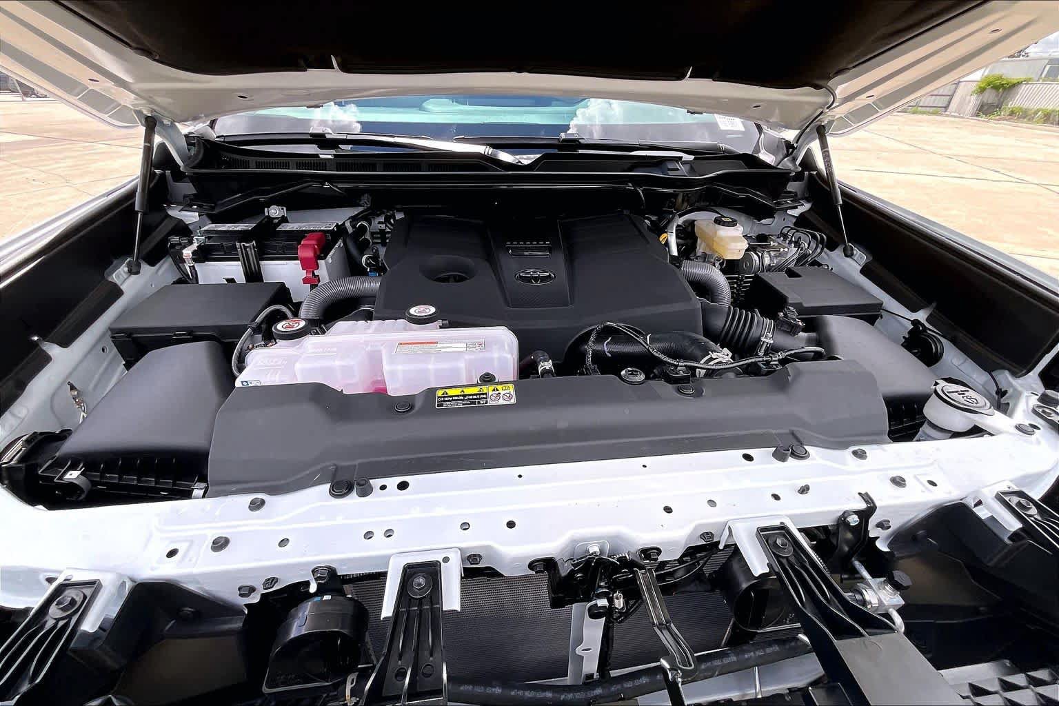 New 2026 Toyota Tundra Limited AWD/4WD image 15