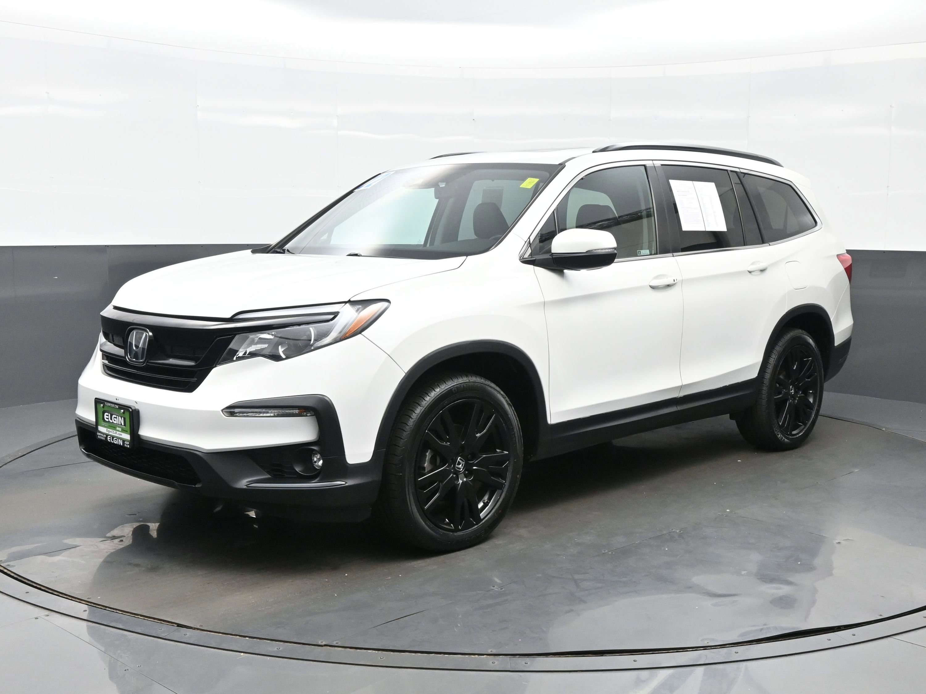 Used 2022 Honda Pilot Special Edition image 2