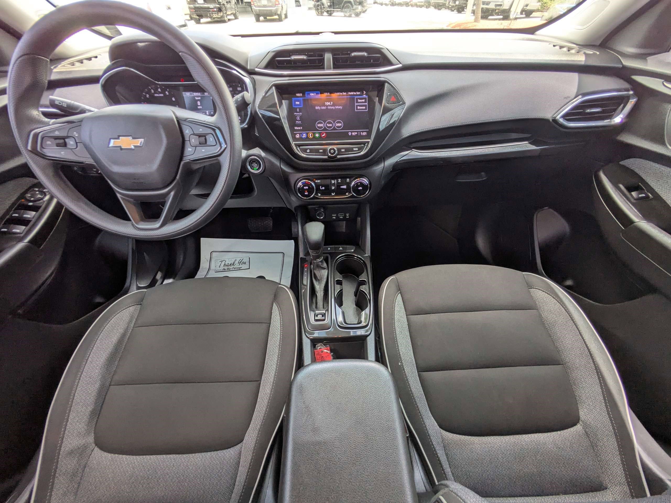 Used 2022 Chevrolet TrailBlazer LT w/ Convenience Package FWD image 14