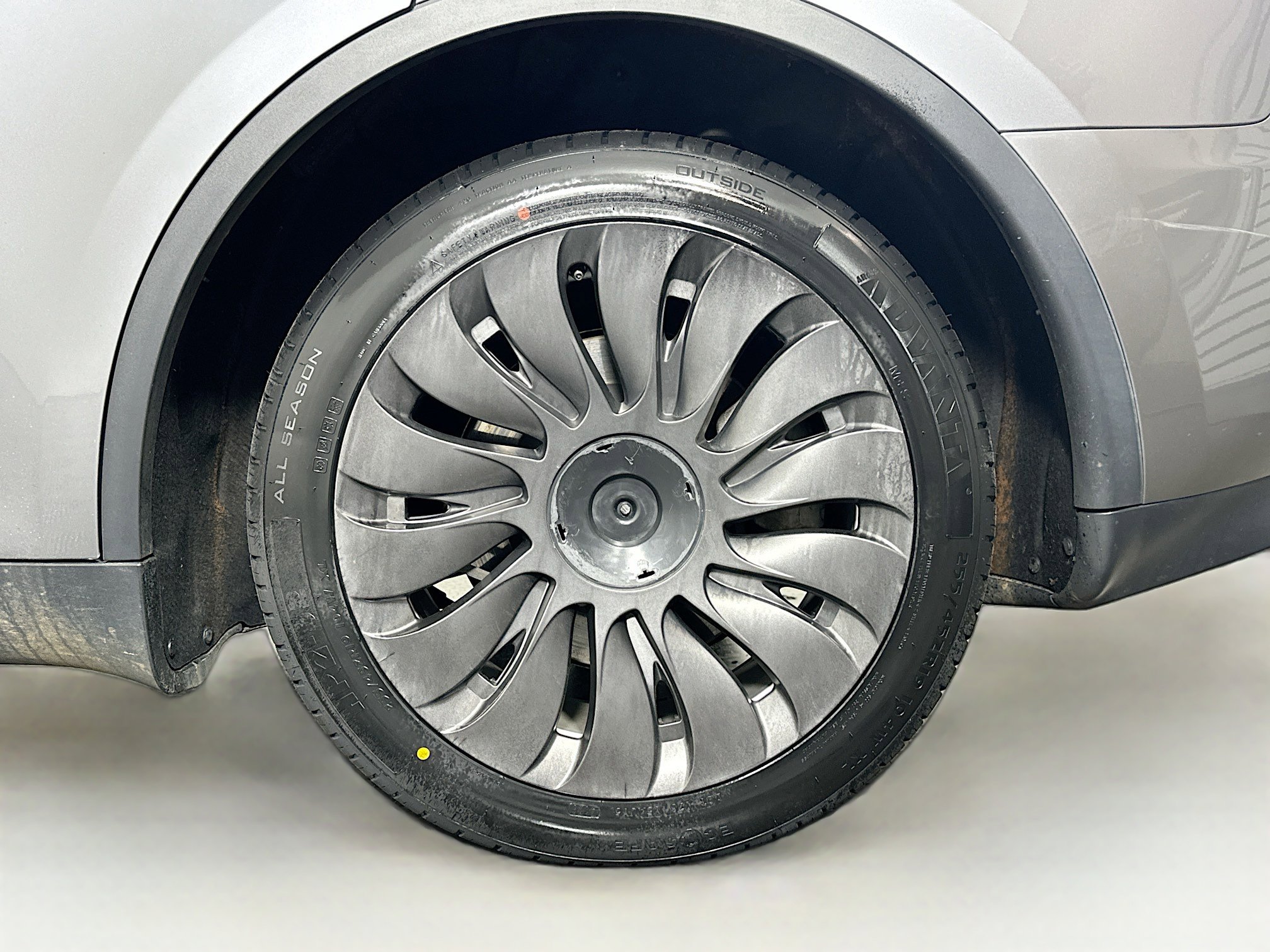 Used 2024 Tesla Model Y Long Range image 11