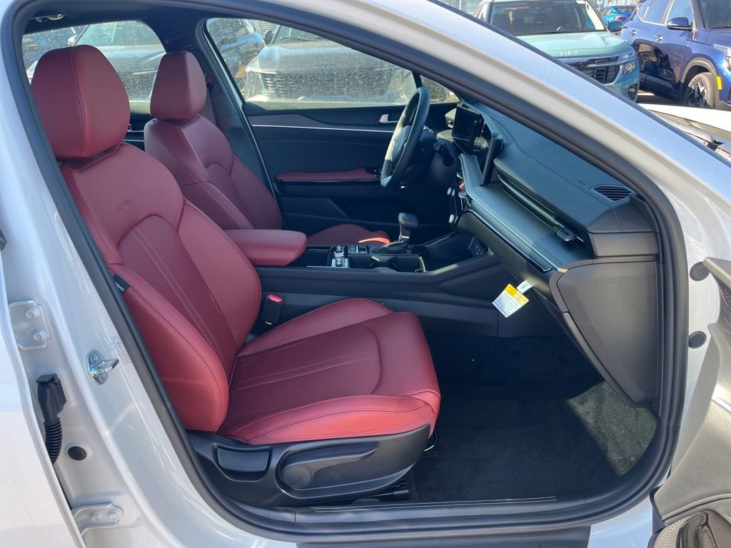 New 2025 Kia K5 GT-Line w/ GT-Line Premium Package image 17