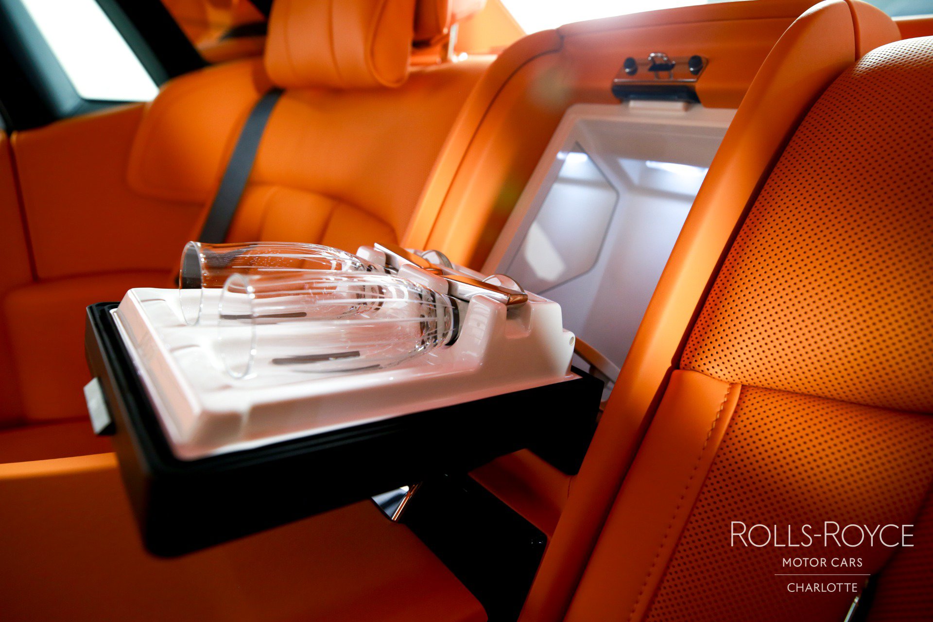 New 2027 Rolls-Royce Phantom Sedan RWD image 24