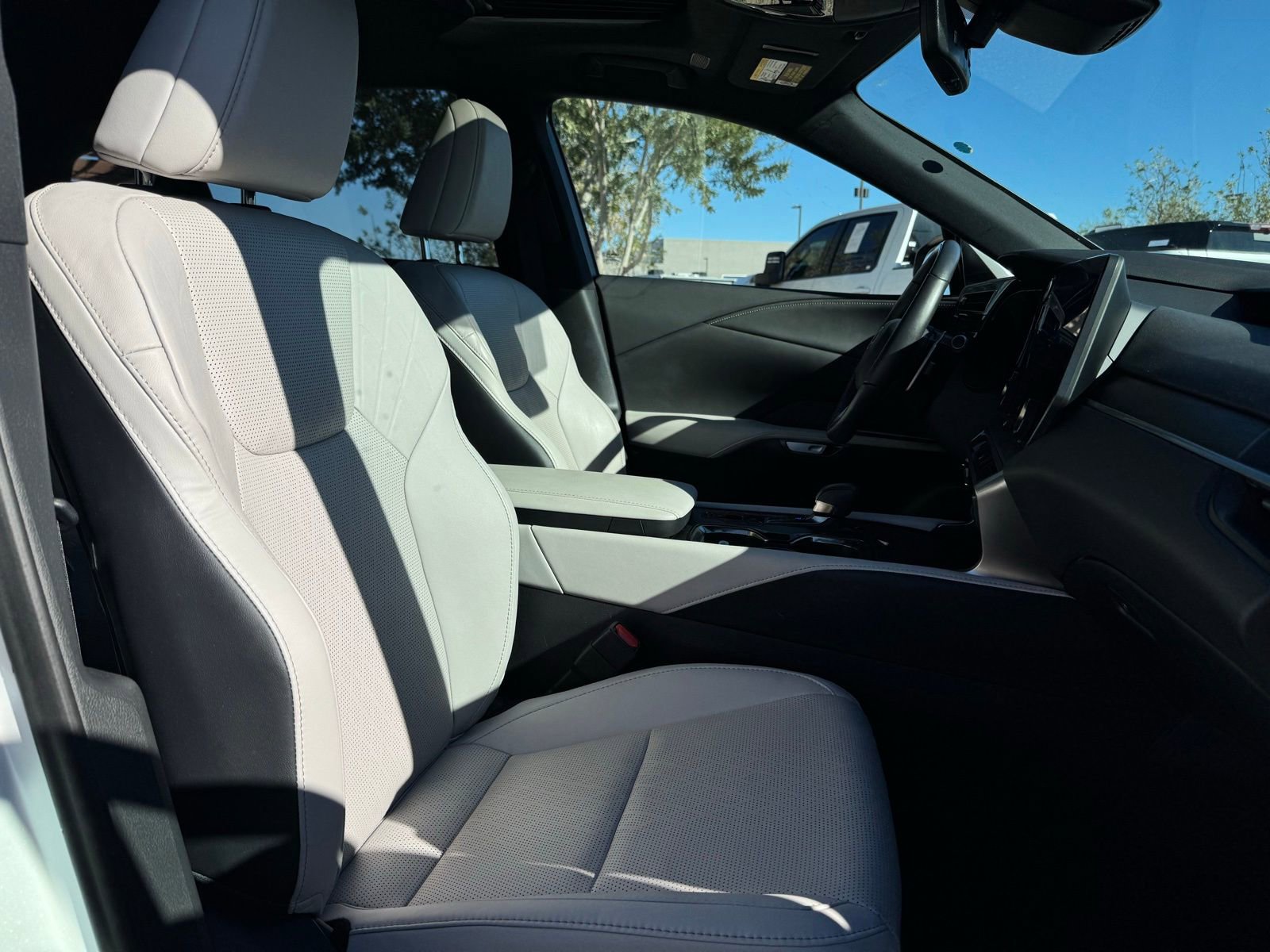 Used 2023 Lexus RX 350 Premium Plus w/ Cold Area Package image 14