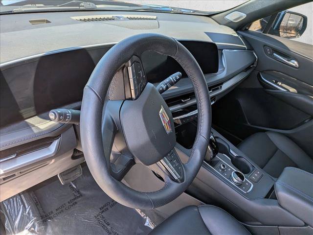 Used 2025 Cadillac XT4 Sport w/ Cold Weather Package FWD image 10